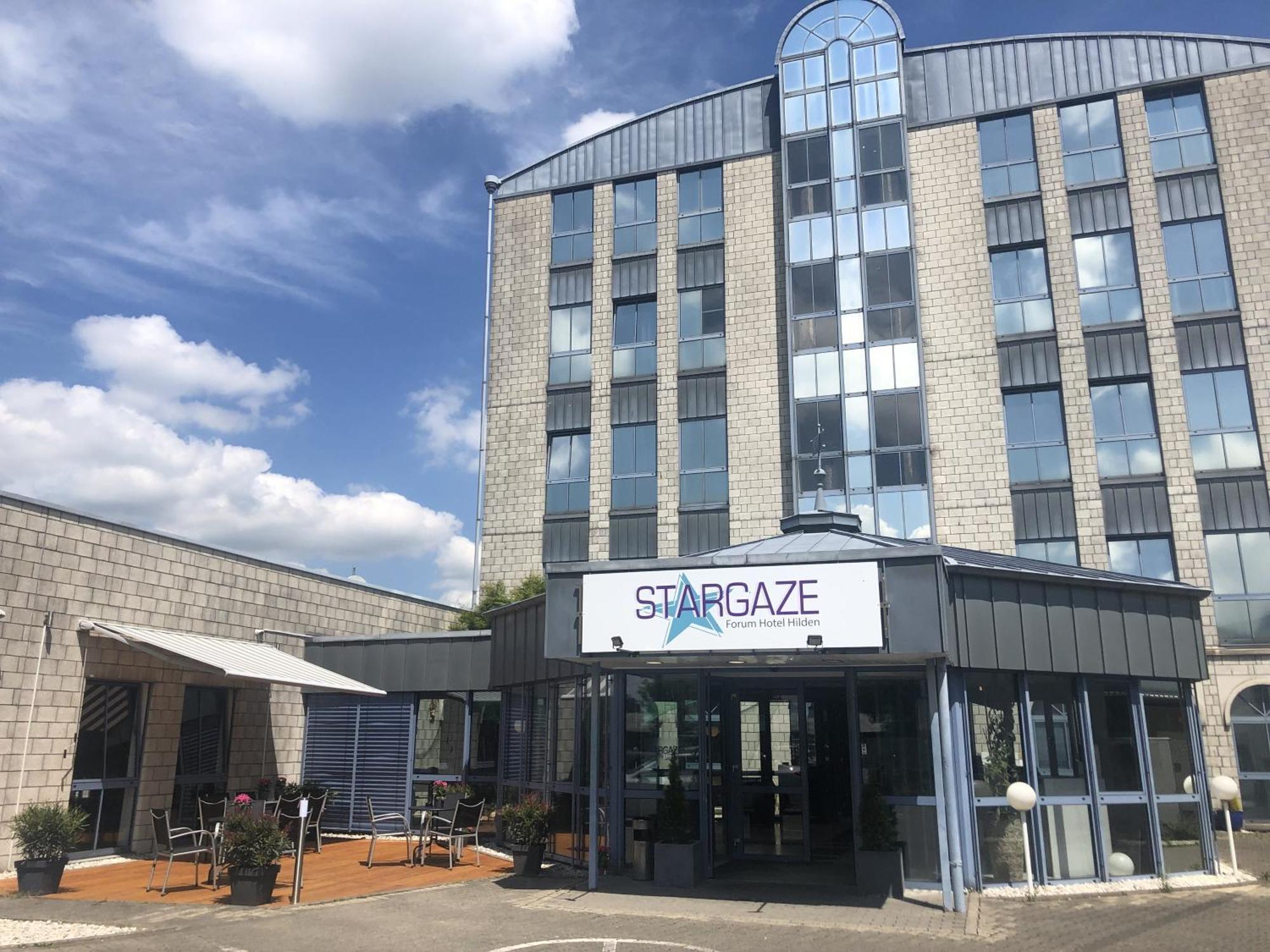 Stargaze Forum Hotel Duesseldorf-Hilden Buitenkant foto