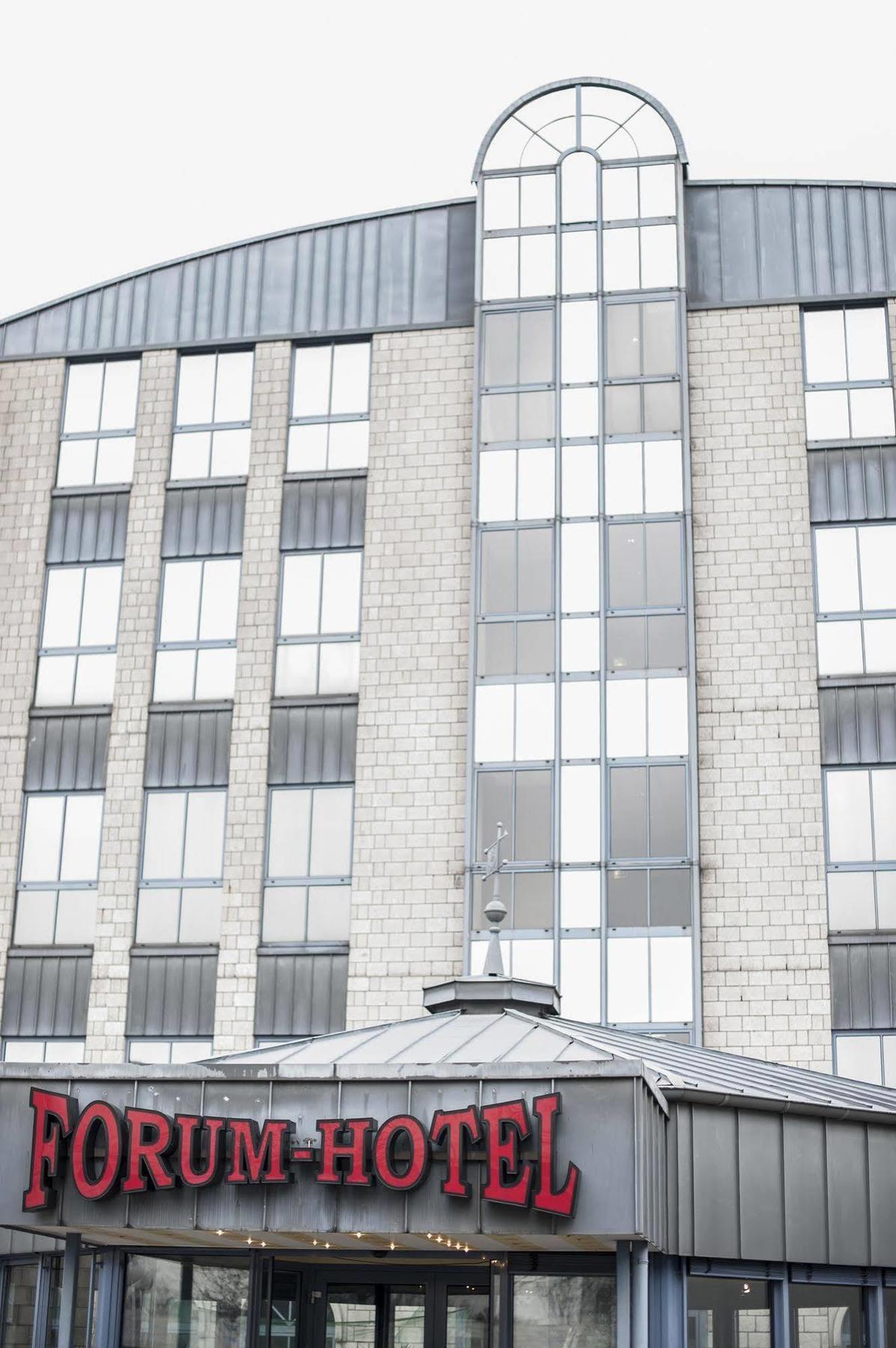 Stargaze Forum Hotel Duesseldorf-Hilden Buitenkant foto